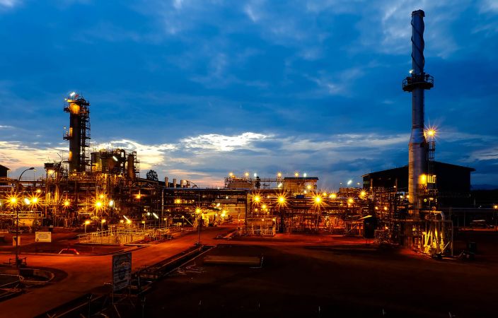 REFINERY OIL & GAS
